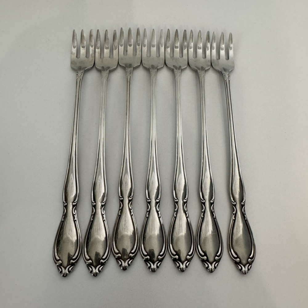 Oneida LTD Deluxe "Strathmore" Stainless Flatware Cocktail/Seafood Forks Lot 7